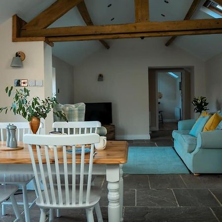 The Stables, Converted Barn Outside York Extérieur photo