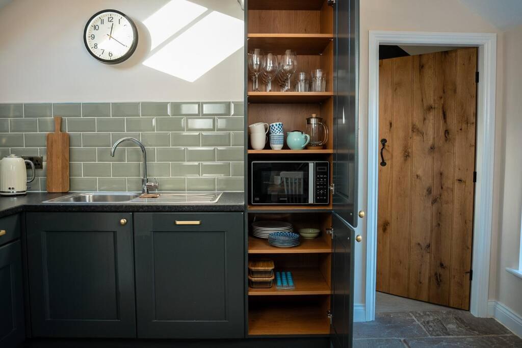 The Stables, Converted Barn Outside York Extérieur photo